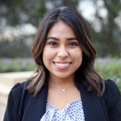 https://thrivescholars.org/wp-content/uploads/2022/09/Jazmine-Almanza.jpeg